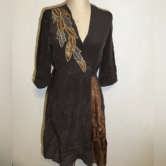 Aryn K Dresses & Skirts - Aryn K. Silk dress size small